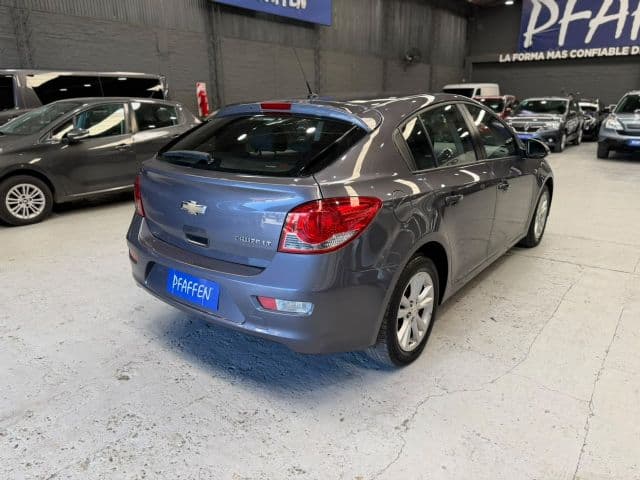 CHEVROLET CRUZE 1.8 LT - Miniatura 4