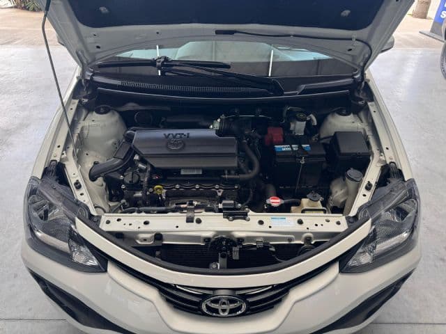 Toyota ETIOS X 1.5 6M/T - Miniatura 6